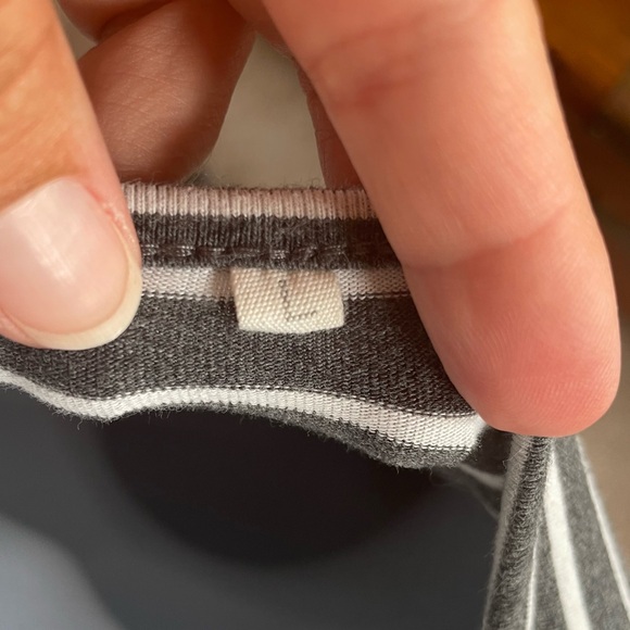 Nursing maternity shirt - Picture 4 of 4